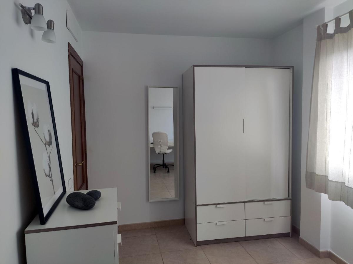 Vivienda Vacacional Helios Tazacorte Exteriör bild